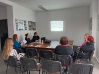 Zdjęcie przedstawiające uczestników warsztatu refleksyjnego