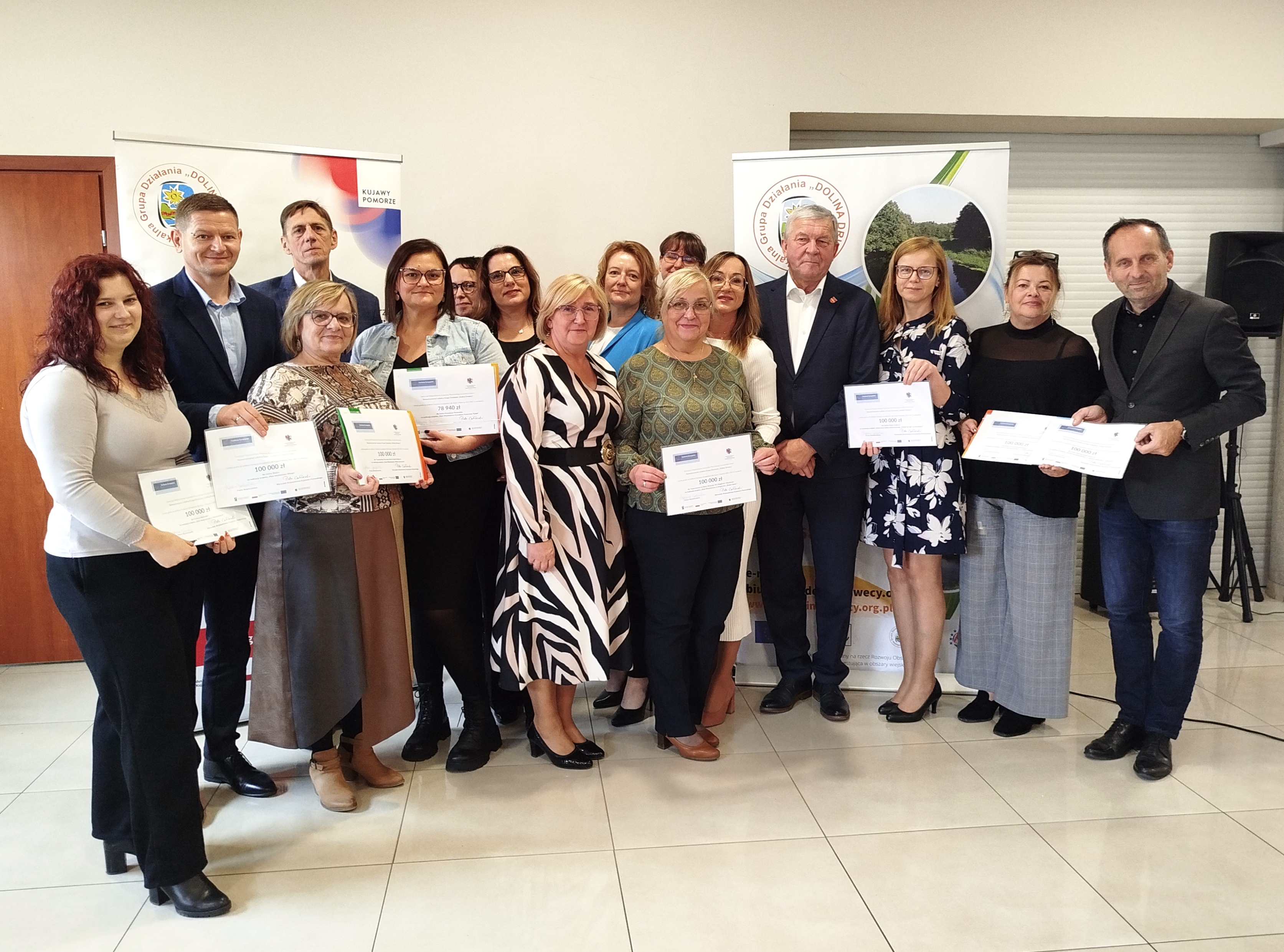 Uroczyste wręczenie umów o powierzenie grantów